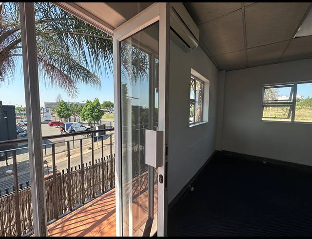 35M² OFFICE TO LET IN CENTURION CENTRAL